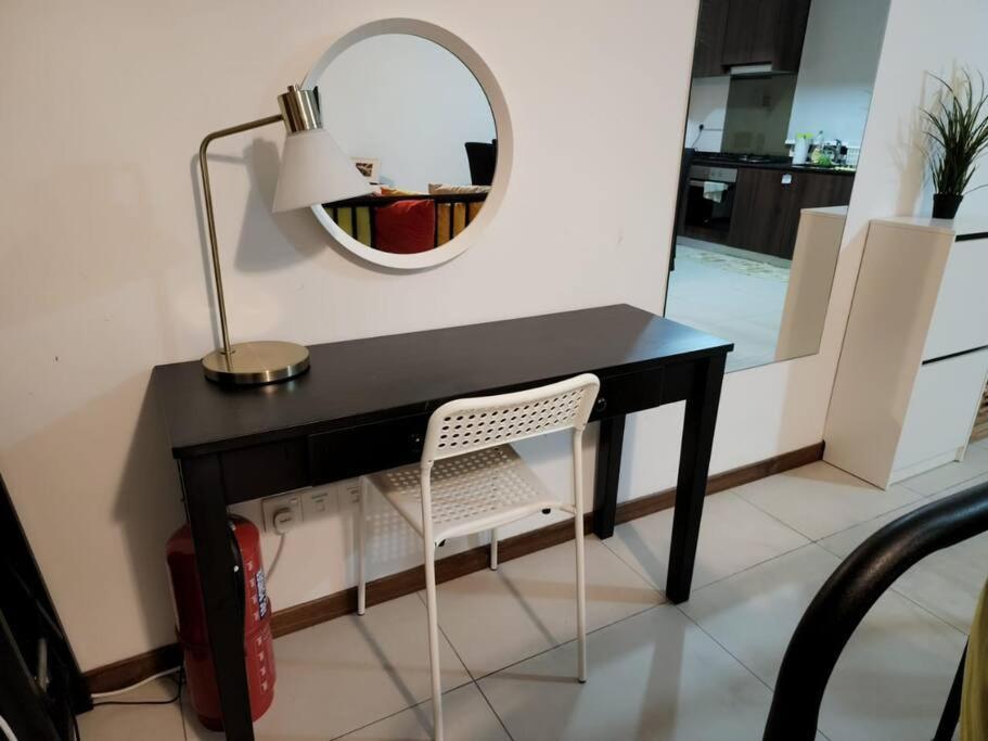 Deluxe Seaview Suite Twin Bed By The Only Bnb Tanjung Tokong Dış mekan fotoğraf