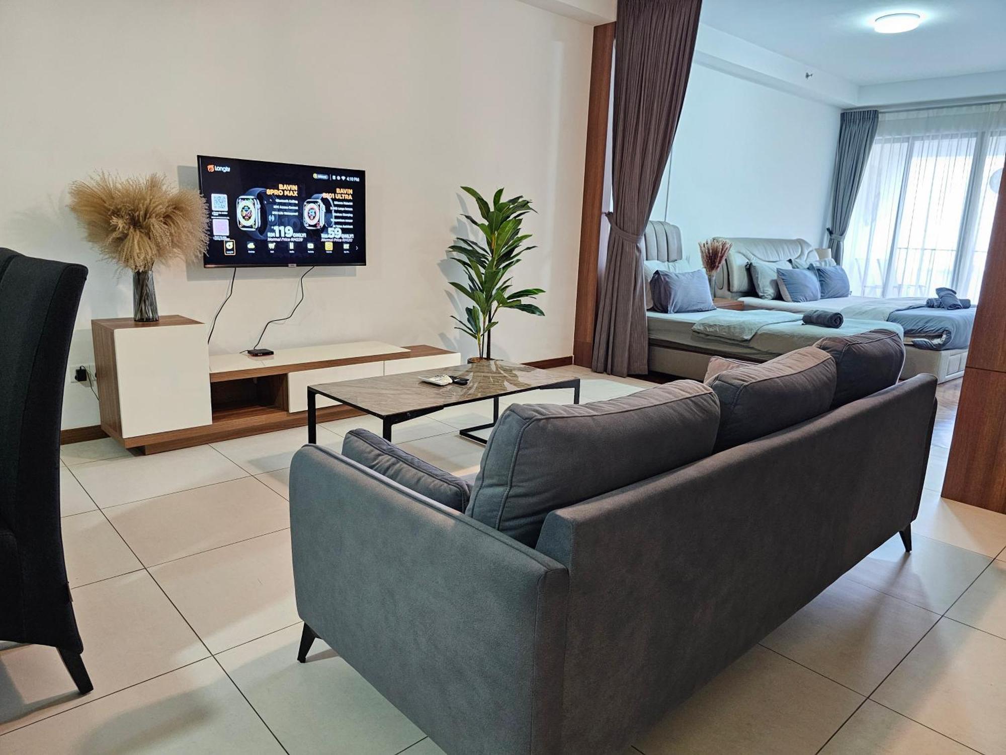 Deluxe Seaview Suite Twin Bed By The Only Bnb Tanjung Tokong Dış mekan fotoğraf